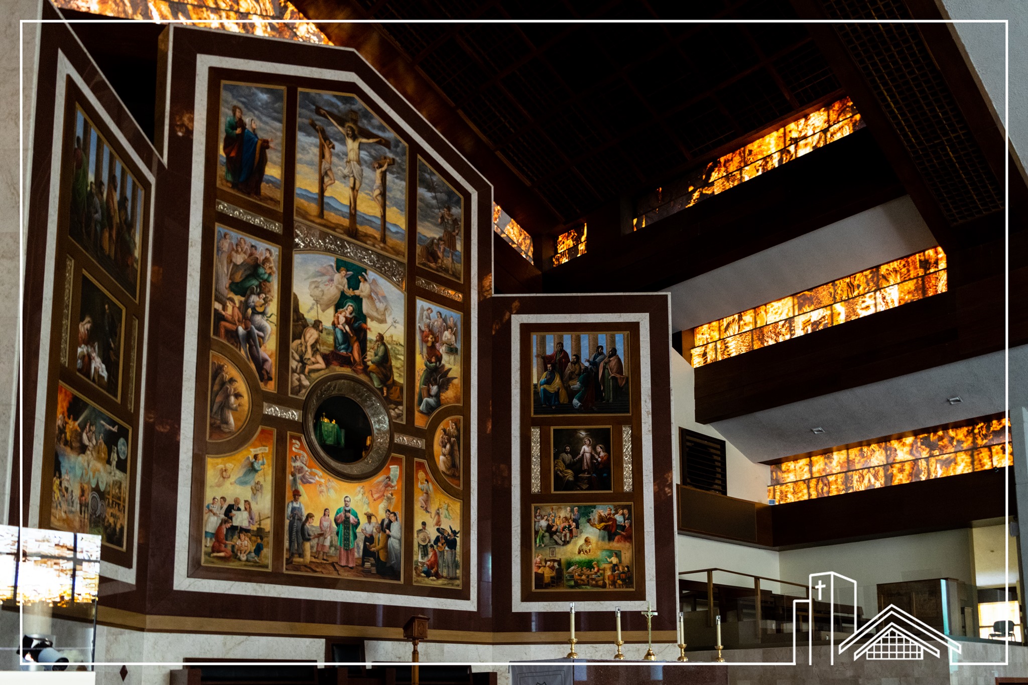 imagen retablo de la iglesia